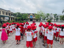 HOẠT ĐỘNG TRẢI NGHIỆM "THAM QUAN TRƯỜNG TIỂU HỌC HƯNG TRÍ" CỦA TRẺ 5 TUỔI TRƯỜNG MẦM NON HOA MAI.