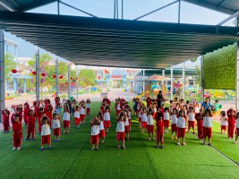 HOẠT ĐỘNG THỂ DỤC SÁNG Ở TRƯỜNG MẦM NON HOA MAI
