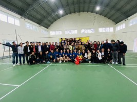 TẬP THỂ TRƯỜNG MẦM NON HOA MAI CHỤP ẢNH LƯU NIỆM