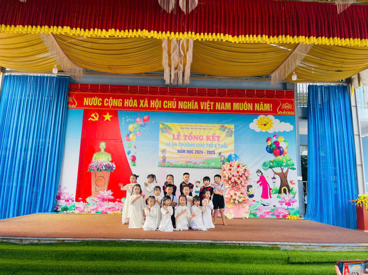 z6629720597570 b89fe2d928421ecf3e7054059656849a